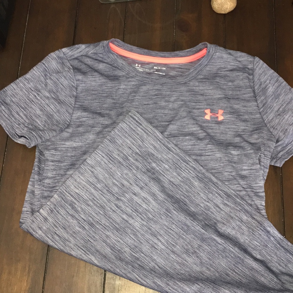 Under Armour Short Sleeve Shirt.